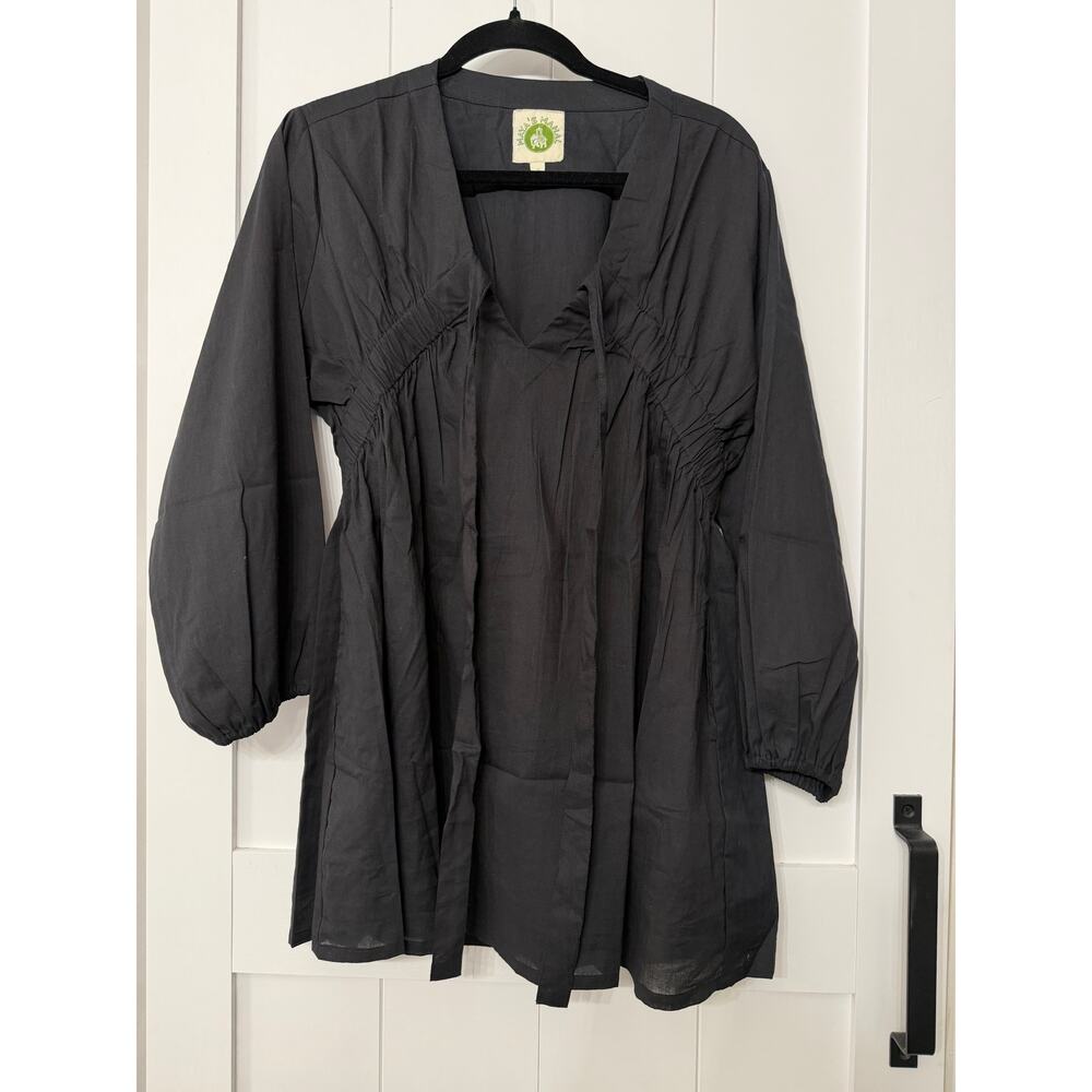 Mod’s Mahal Maya black short tunic dress in size Small